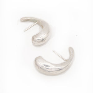 SADIE Crescent Hoops | Silver